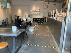 大堂-喜茶(上海打浦桥日月光gelato lab+店)