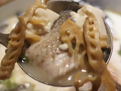 姜君千岛湖鱼头-姜君·千岛湖鱼头馆(浦东大道店)