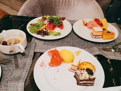 -云端西餐厅(南宁龙光那莲豪华精选酒店)