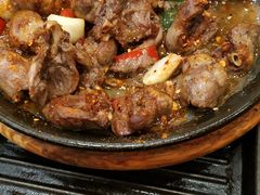 -老东镇啤酒屋海鲜加工·蒸汽海鲜·海鲜烧烤(台东店)