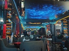 -屋有岛沉浸游戏旗舰店(中山公园店)