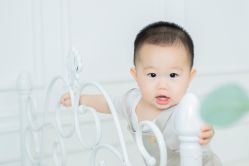 -小熊维尼高端孕婴摄影(清湖金銮店)
