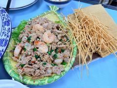 -崴海渔村(虹梅路店)