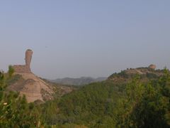 -磬锤峰森林公园