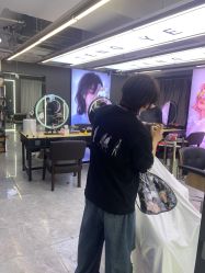 点击看大图 -藤野造型烫发染发