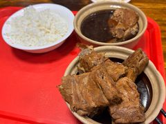 -万和春排骨砂锅米饭(湖北路店)