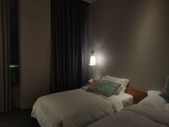 -广州卡丽酒店(大金钟路地铁站店)