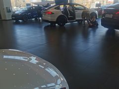 -TESLA 特斯拉(北京南四环中路特斯拉中心)
