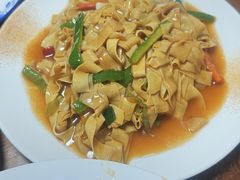 -巧婆婆特色东北菜·铁锅炖