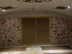 -碧中海汤泉汗蒸酒店