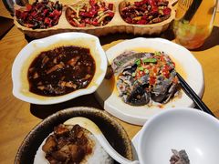 -隔壁老王·家常云南菜(花巷店)