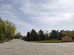 -亿利库布其七星湖沙漠生态旅游区