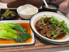 -静香HOUSE·全时段融合餐厅(七星欢乐颂店)