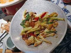 -卢大鲜鱼头捞饭(美利广场店)
