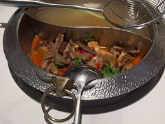 -左庭右院鲜牛肉火锅(金山万达店)