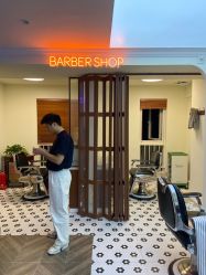 -理昂男士理发店 Barber shop