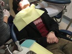 -瑞尔齿科(南京东路名人诊所)