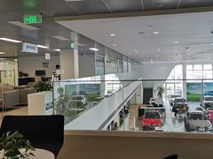 -上海冠松华奥奥迪4S店(张江店)