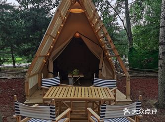 跟朋友来朝阳公园玩，发现了这个宝藏地，公园里的帐篷家