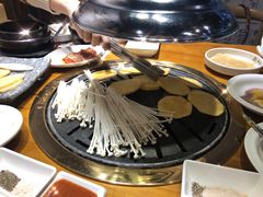 -万兴佳烤肉·长白山老味道(东岸里店)