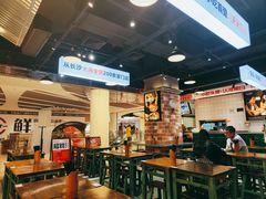 -黑白电视长沙小吃(美林M·LIVE天地东座店)