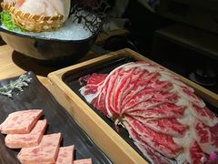 -湊湊火锅·茶憩(杭州湖滨银泰in77店)