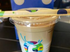 冲绳燕麦拿铁-瑞幸咖啡(青秀区龙光世纪A座店)