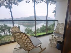 -华凌山庄·隐湖栖