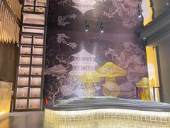 -一朵菌·野生菌探索家火锅(南亚店)