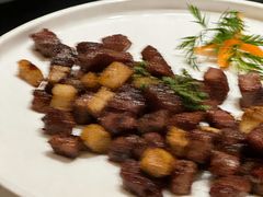 -连鹭海鲜·海肠捞饭·海胆饭(星海店)