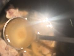 -八府香鸭·啫啫煲(华山路店)