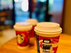 金烘馥芮白-星巴克(广州淘金路店)