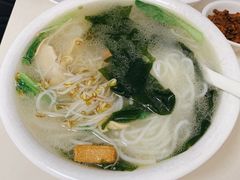 -金家小金碗云南过桥米线