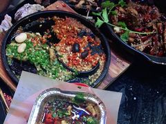 -何师烧烤Pro ·江湖川菜·小龙虾·精酿(太古里旗舰店)