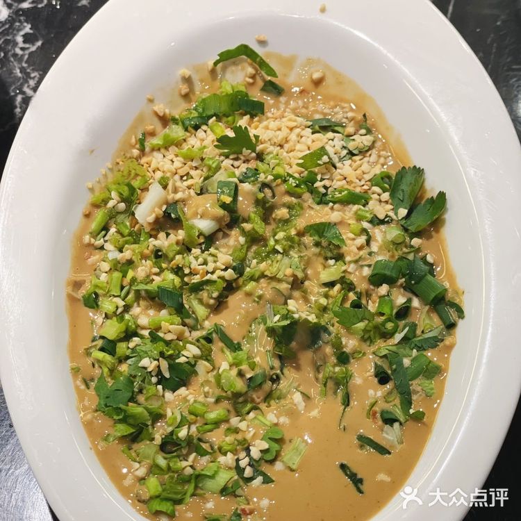 体验内蒙大草原风情,品味高品质牛羊肉火锅