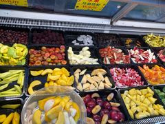 自助取餐区-老炳·七丛松甘草水果