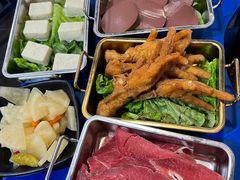 -马路边边老成都串串香(星耀城店)