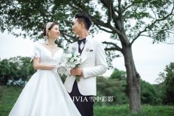 -雪中彩影婚纱摄影·微光艺术中心