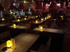 -FOUR PLAY BAR