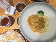 -馋三尺蟹粉小笼(人民广场店)