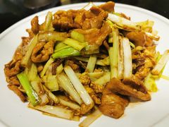 醋溜苜蓿-皇城根·烤鸭·鱼头·家常菜(欧亚大观乐活城店)