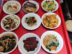 -蓝田九大碗民俗食府(蓝田店)