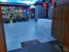 -新千丽景空中花园清真餐厅(新千国际广场店)