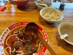 -秤砣砣·湖南粉面馆(青年路店)