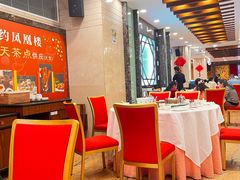 -凤凰楼酒家·粤宴点心(华强北店)