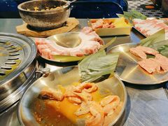 -哈哈碳都·牛肋条无限自助烤肉(宝龙店)