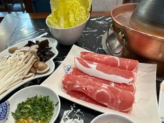 -楼外楼大刀肉传统火锅居(繁荣路店)