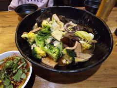 -万记麻辣烫国展总店