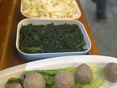 -乡土黄·鲜牛肉火锅·小龙虾(兴业街店)