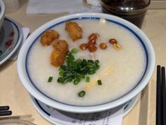 金牌艇仔粥-香港池仔记肠粉王(博多新记襄阳南路店)